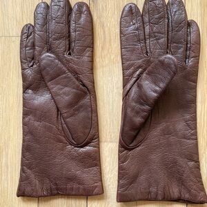 Elegant Brown Leather Gloves